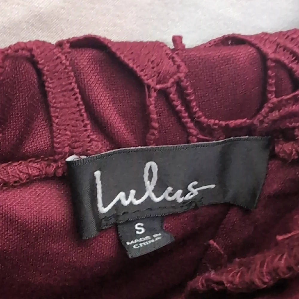 Lulu's Burgundy Floral Lace Mini Dress - Picture 4 of 10